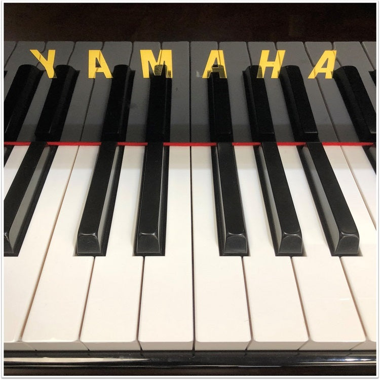 Yamaha SILENT Pianos - The acoustic piano you can play using headphones